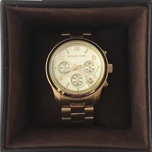 Michael Kors Classic Gold Tone Runway Chronograph Watch/MK5055/$250 RETAIL!